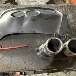 VF HSV Gen-F Clubsport Senator LH rear bumper bar insert, exhaust tip and reflector