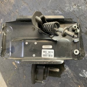 VF HSV SS SV6 Holden Commodore Ute spare wheel hoist