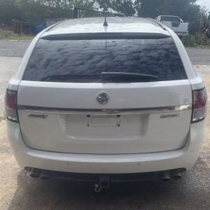 2012 VE SSV SS Sportswagon rear bar