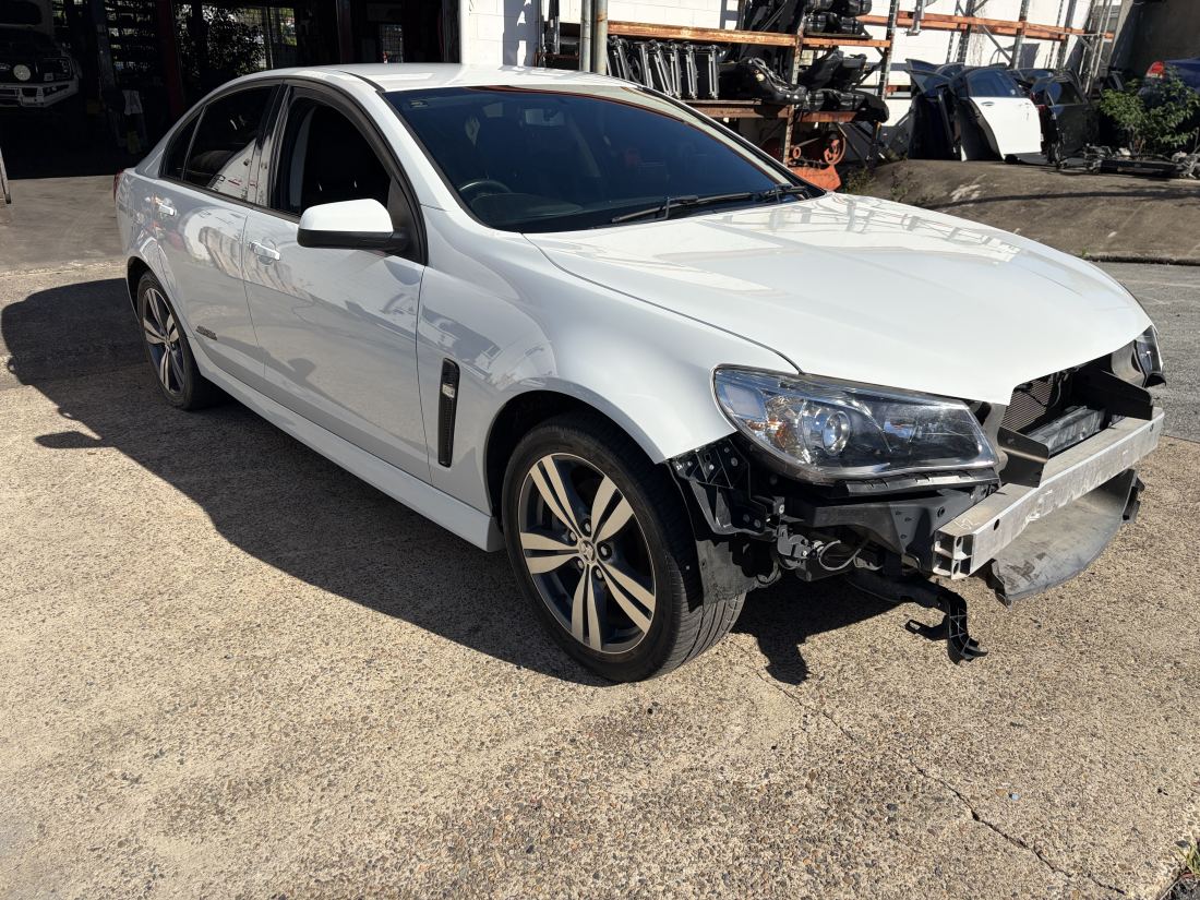 Wrecking 2014 W310 VF SS 6.0 L77 V8 engine TR6060 6 speed manual 83ks. Most parts available