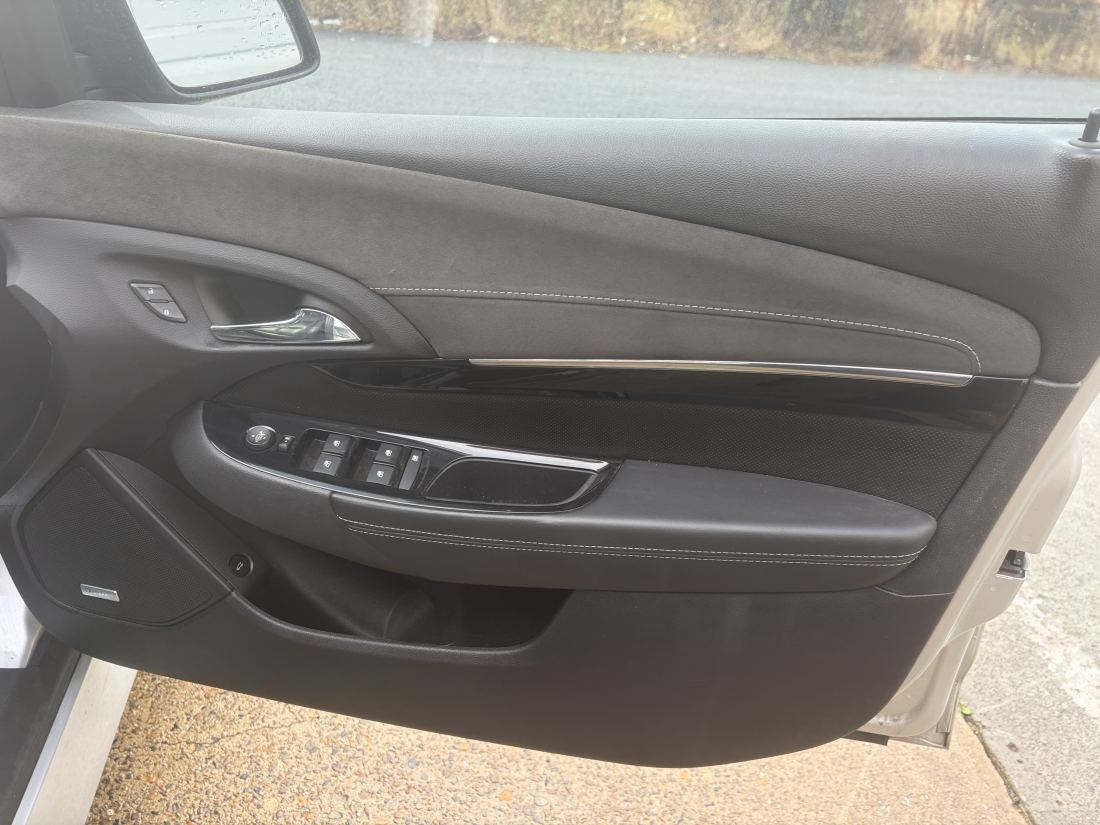 Wrecking 2017 VF 2 SSV Redline 6.2 LS3 V8 auto 69,000km - Image 12