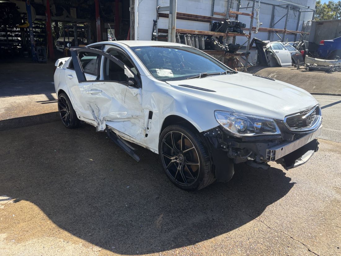 Wrecking 2017 VF 2 SS Holden Commodore 6.2 LS3 V8 auto 146ks