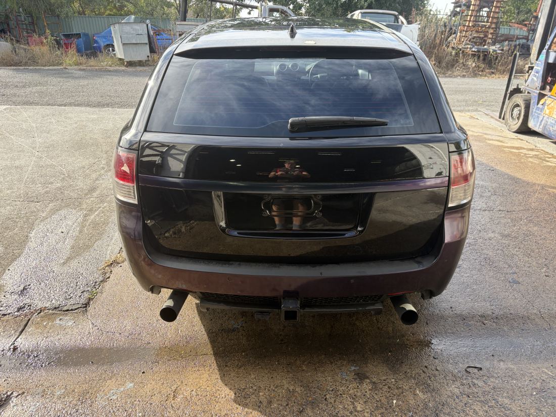 Wrecking 457HP Cammed 2011 VE SSV Sportswagon 6.0 L77 V8 TR6060 6 speed manual 236ks - Image 13