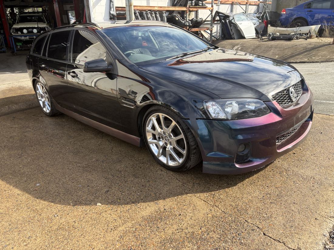 Wrecking 457HP Cammed 2011 VE SSV Sportswagon 6.0 L77 V8 TR6060 6 speed manual 236ks - Image 10