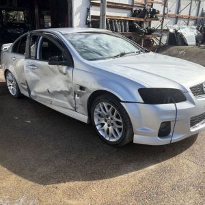 Wrecking 2012 VE SS Holden Commodore 6.0 L77 Auto 165ks. Most parts available
