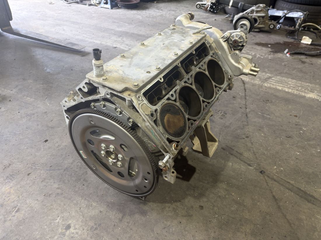 VE HSV 6.2 LS3 Complete engine block 216ks - Image 6