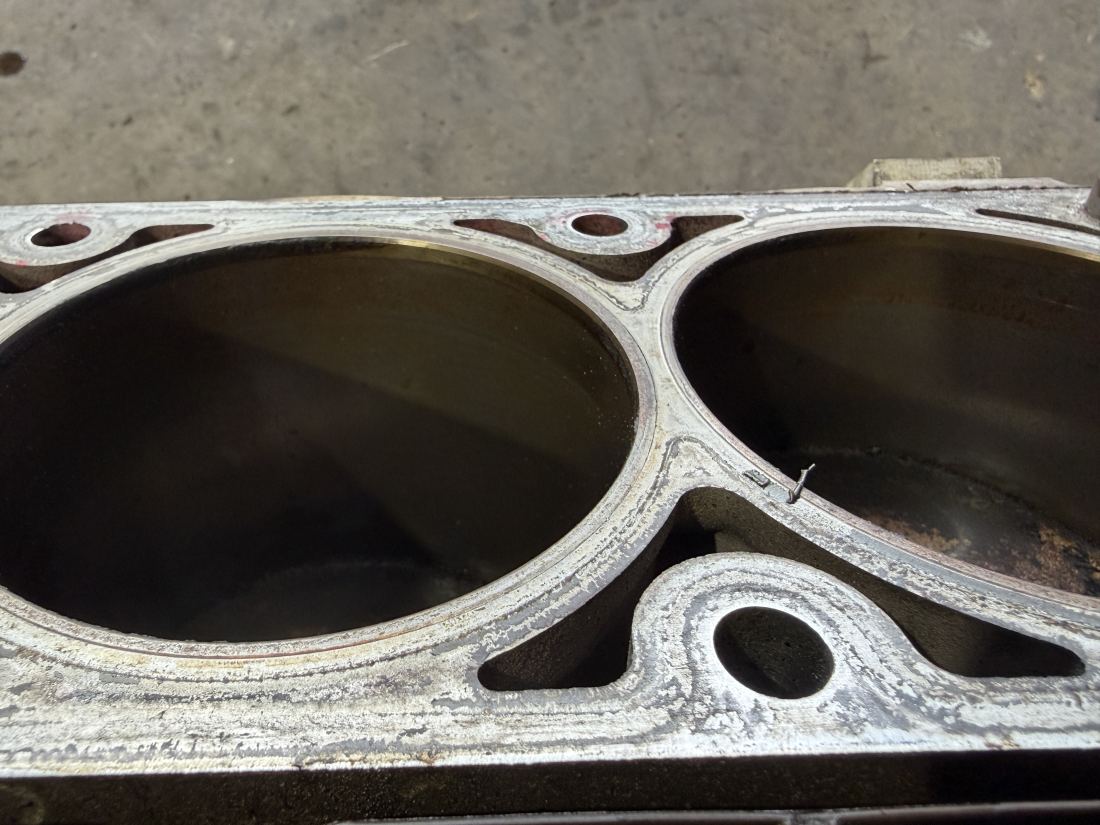VE HSV 6.2 LS3 Complete engine block 216ks - Image 3