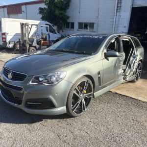 Wrecking VF SS Sportswagon 6.0 L77 V8 Auto 204ks. Most parts available
