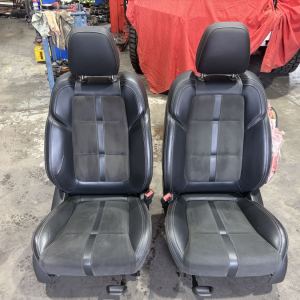 VF SS Front seats suit retrim