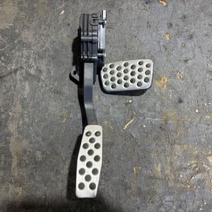 VF HSV SSV Calais Accelerator pedal auto brake pedal cover