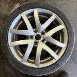 VE HSV VF SSV Redline 19x8 spare wheel and tyre