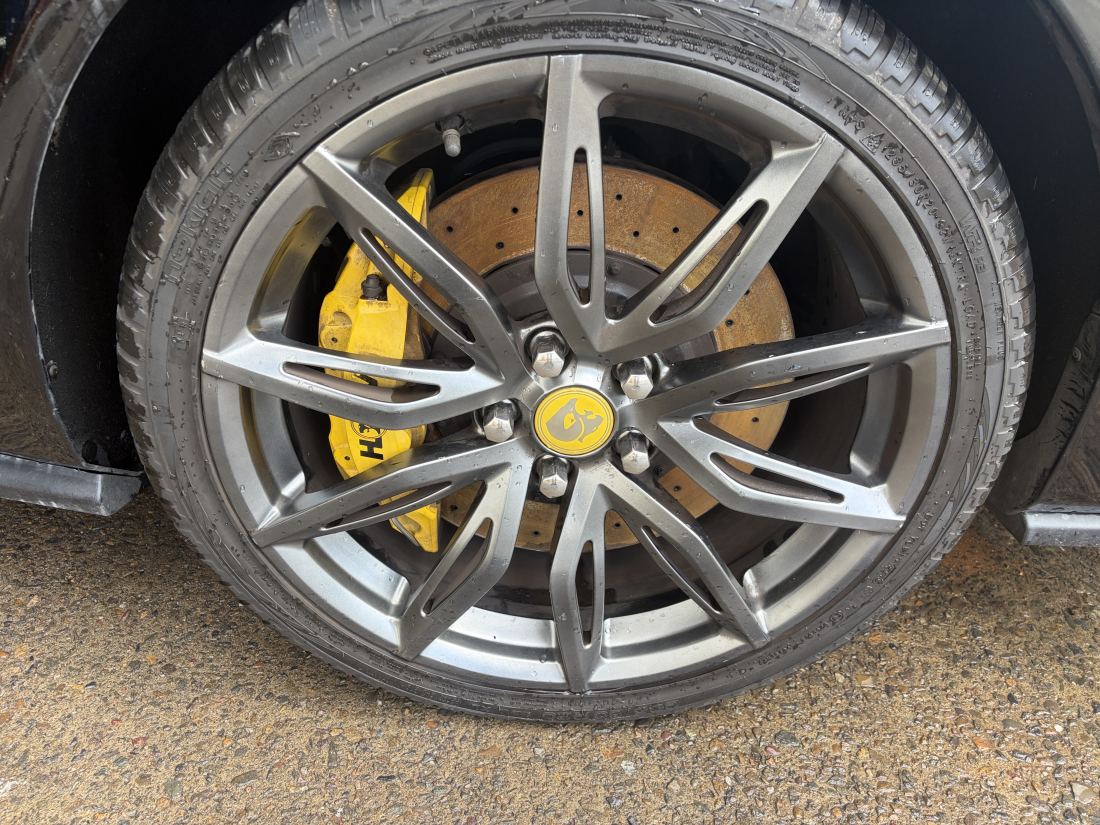 Wrecking 2016 VF 2 HSV GTS 6.2 E85 tuned LSA Manual 34,000km. Most parts available - Image 10
